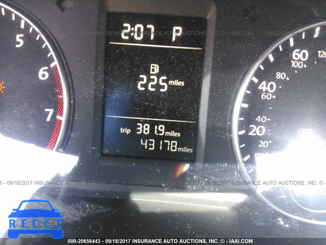 2014 Volkswagen Passat S 1VWAT7A37EC035747 image 6