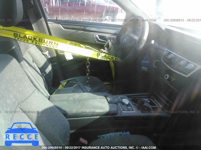 2010 Mercedes-benz E 550 WDDHF7CB9AA029859 image 4