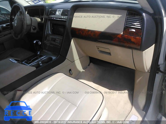 2005 Lincoln Navigator 5LMFU27555LJ22668 зображення 4