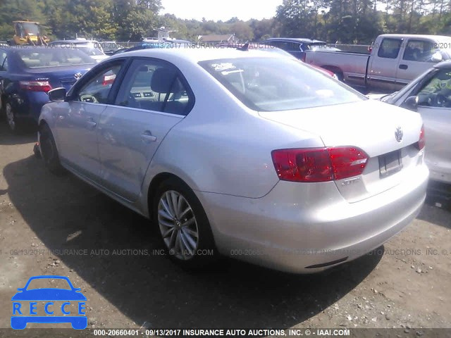 2011 Volkswagen Jetta 3VWLZ7AJ7BM303938 image 2