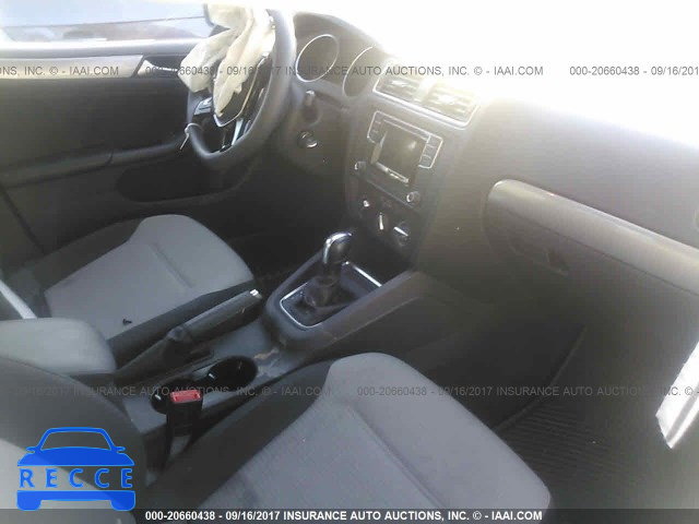 2017 VOLKSWAGEN JETTA 3VW2B7AJXHM280180 image 4