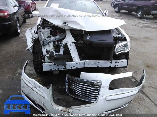 2014 Chrysler 300 2C3CCAAG8EH214103 image 5