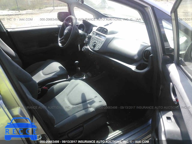 2009 Honda FIT JHMGE87289S055124 зображення 4