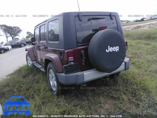 2010 Jeep Wrangler Unlimited SAHARA 1J4BB5H10AL130867 image 2