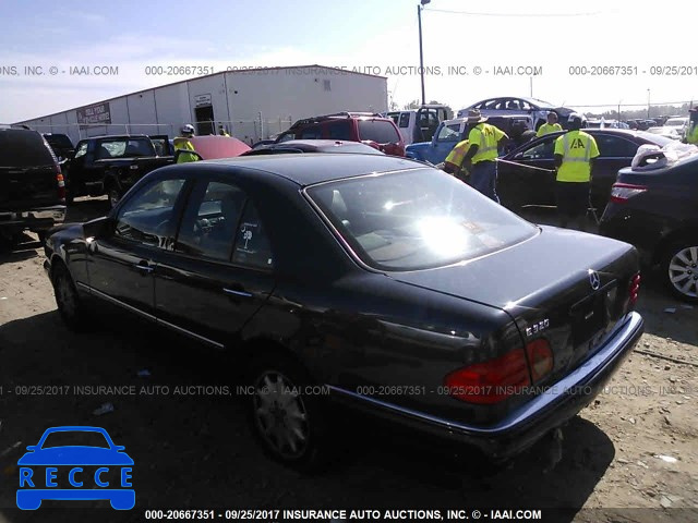 1998 Mercedes-benz E 320 WDBJF65F0WA596568 image 2