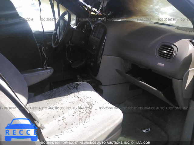 2003 Chrysler Town and Country 2C4GP44393R360254 image 4