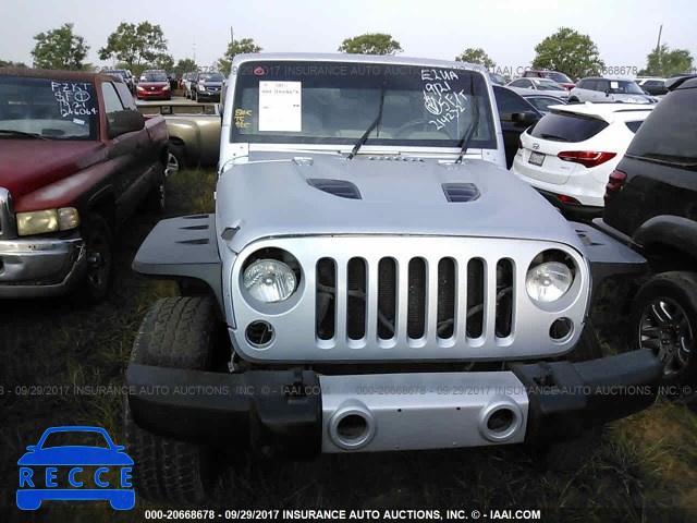 2010 Jeep Wrangler Unlimited RUBICON 1J4HA6H11AL214232 image 5