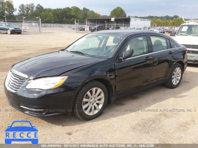 2011 Chrysler 200 1C3BC1FB8BN592370 image 1