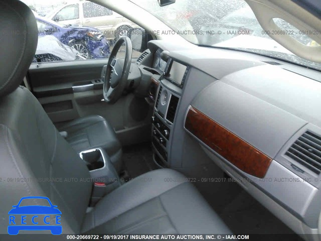 2008 Chrysler Town and Country 2A8HR54P08R792383 image 4