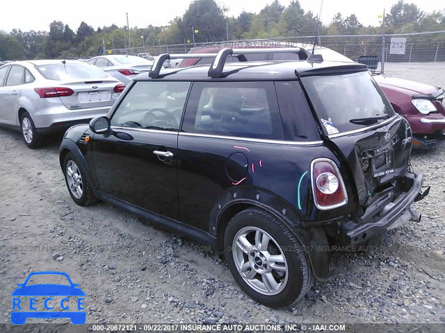 2013 Mini Cooper WMWSU3C59DT547131 image 2