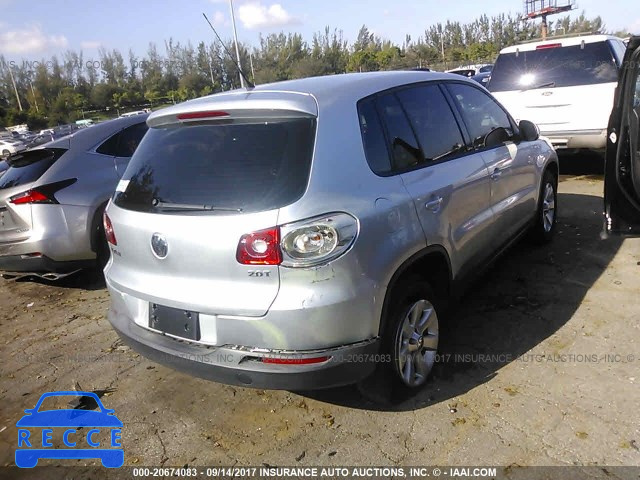 2010 Volkswagen Tiguan WVGAV7AX7AW513833 Bild 3