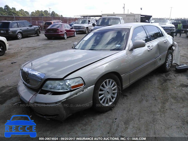 2004 LINCOLN TOWN CAR EXECUTIVE/SIGNATURE 1LNHM81W44Y629305 image 1