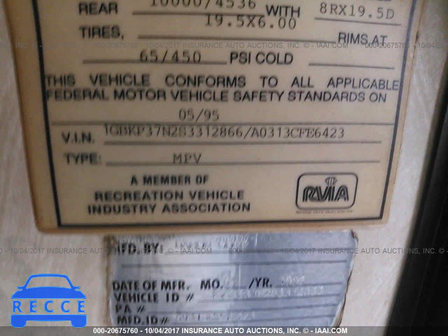 1995 CHEVROLET P30 1GBKP37N2S3312866 image 8