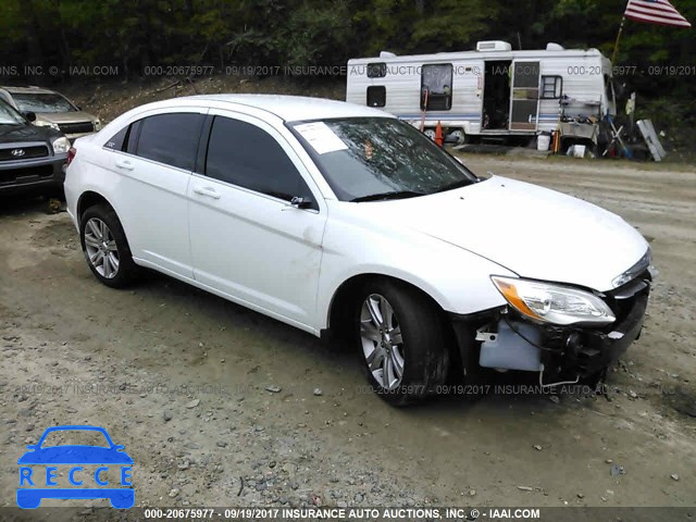 2013 Chrysler 200 1C3CCBAB3DN670252 image 0