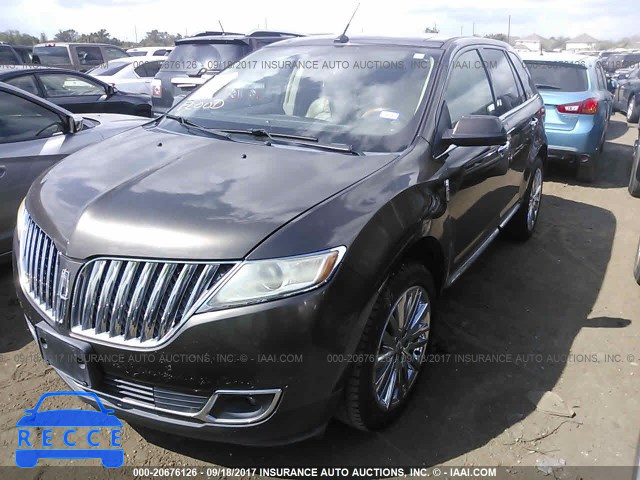 2011 Lincoln MKX 2LMDJ6JK8BBJ21250 Bild 1