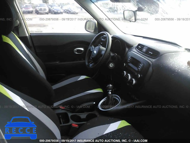 2015 KIA Soul KNDJN2A29F7756492 зображення 4