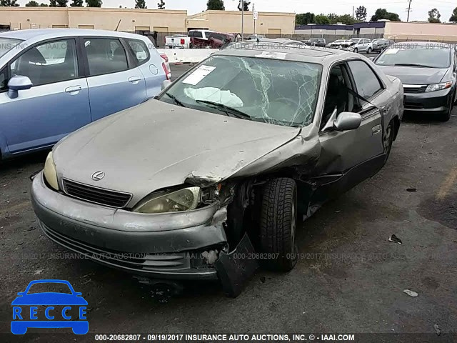 1998 Lexus ES 300 JT8BF28G4W5034957 image 1