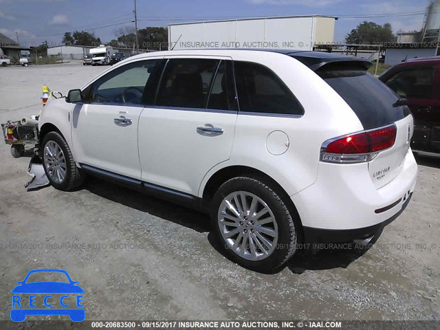 2013 Lincoln MKX 2LMDJ8JK9DBL23965 image 2