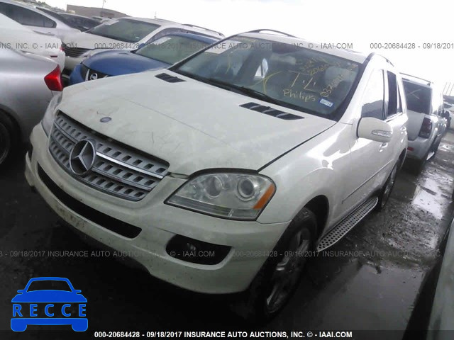 2007 Mercedes-benz ML 4JGBB86E67A255787 зображення 1