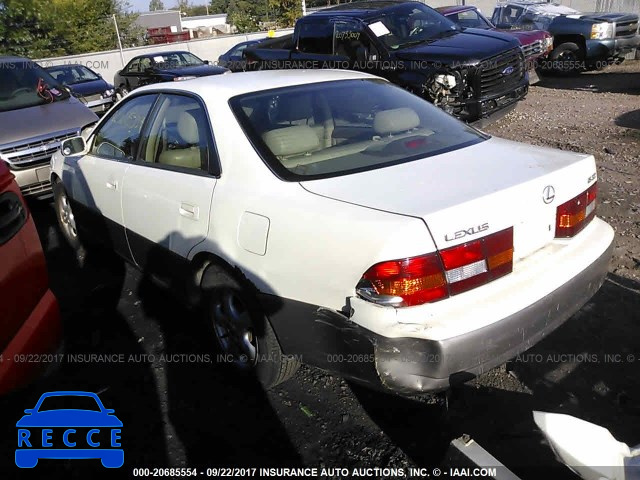 1997 Lexus ES JT8BF22G5V0074257 Bild 2