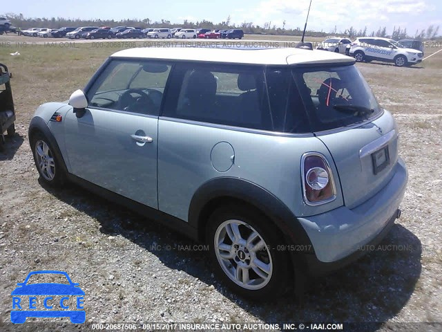 2013 Mini Cooper WMWSU3C52DT688123 image 2