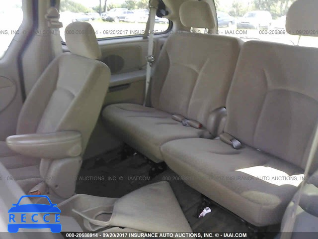 2002 Chrysler Town and Country 2C8GP44302R729676 image 7