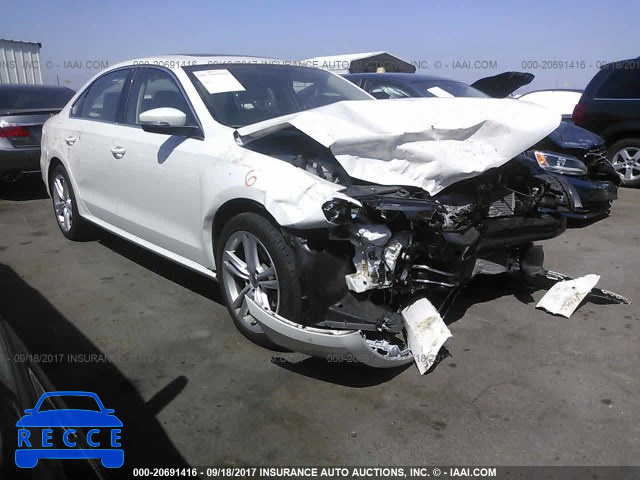 2014 Volkswagen Passat 1VWBT7A35EC063986 image 0