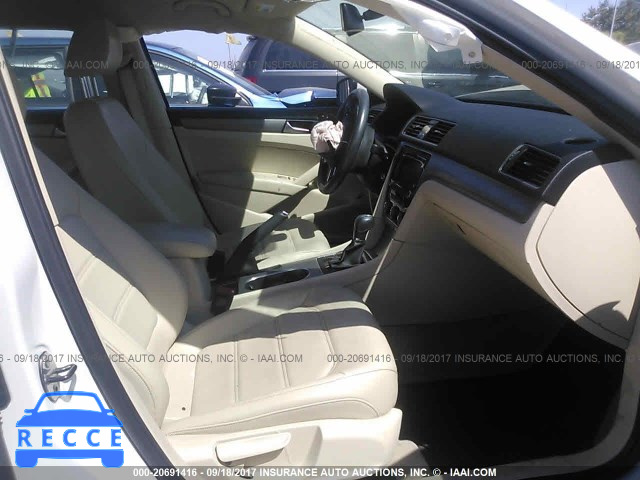 2014 Volkswagen Passat 1VWBT7A35EC063986 image 4