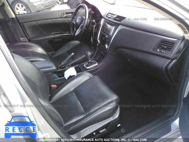 2011 Suzuki Kizashi JS2RE9A84B6110640 image 4