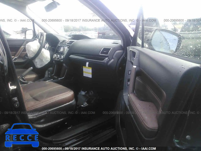 2017 SUBARU FORESTER JF2SJGTC8HH583226 Bild 4