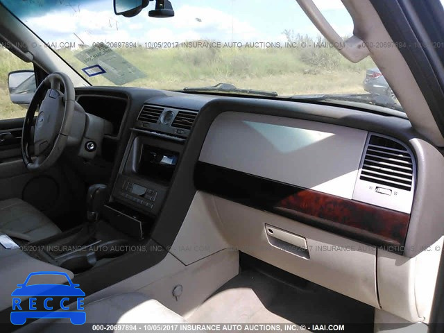 2004 Lincoln Navigator 5LMFU27RX4LJ27365 зображення 4