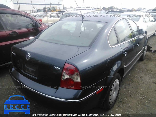 2005 Volkswagen Passat WVWAE63B55P034911 image 3