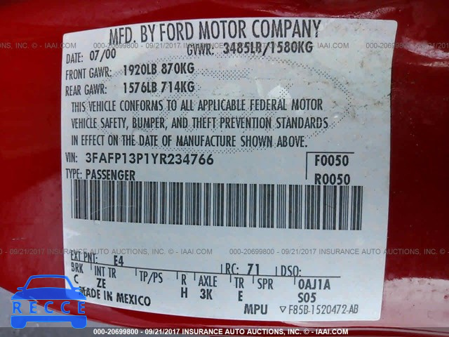 2000 Ford Escort 3FAFP13P1YR234766 Bild 8