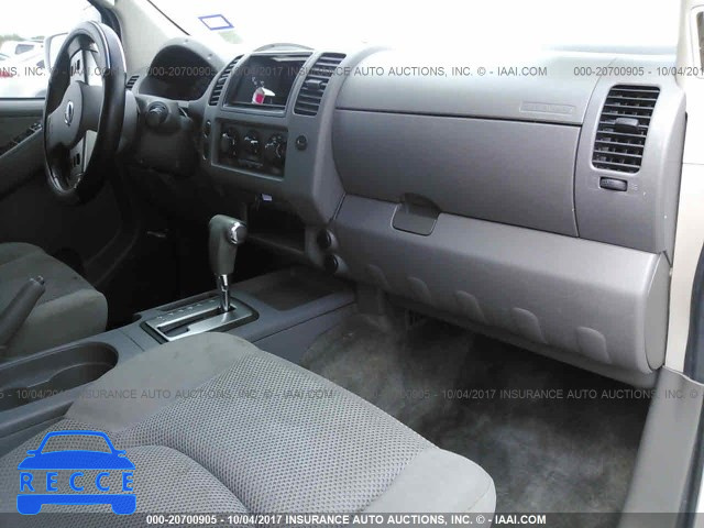 2005 NISSAN FRONTIER CREW CAB LE/SE/OFF ROAD 1N6AD07UX5C448542 зображення 4