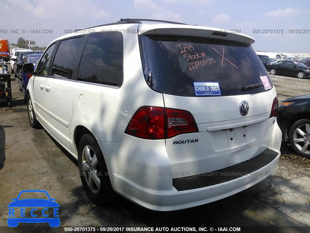 2009 Volkswagen Routan SE 2V8HW34199R585903 image 2