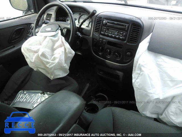 2001 Ford Escape 1FMYU04101KA79455 Bild 4