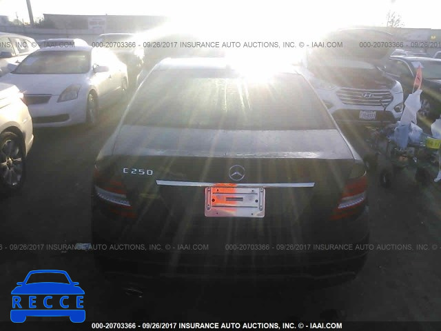 2014 Mercedes-benz C WDDGF4HB2EA952127 Bild 5