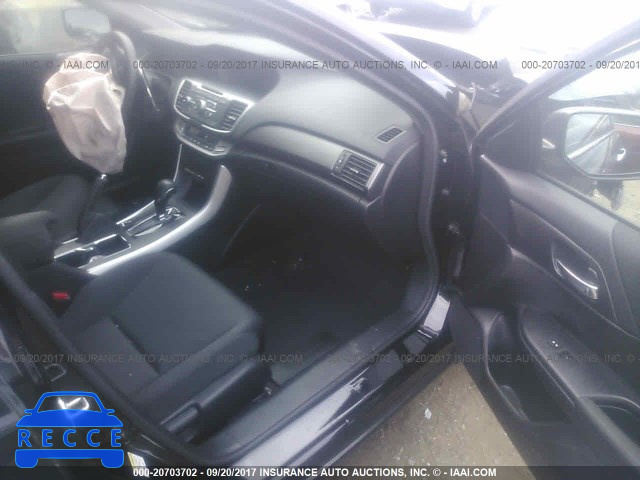 2015 Honda Accord 1HGCR2F38FA075291 Bild 4