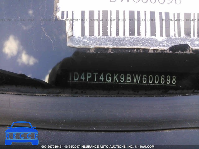 2011 Dodge Nitro HEAT 1D4PT4GK9BW600698 Bild 8