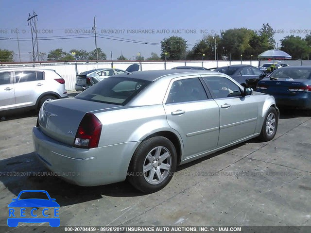 2006 Chrysler 300 2C3KA53G36H445627 image 3