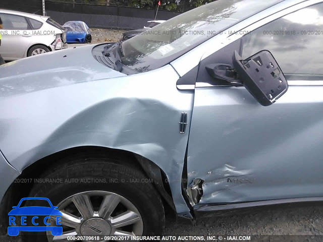 2008 Lincoln MKX 2LMDU68CX8BJ12158 Bild 5