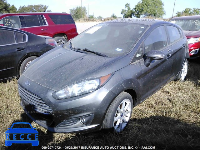 2015 Ford Fiesta SE 3FADP4EJ3FM110638 зображення 1