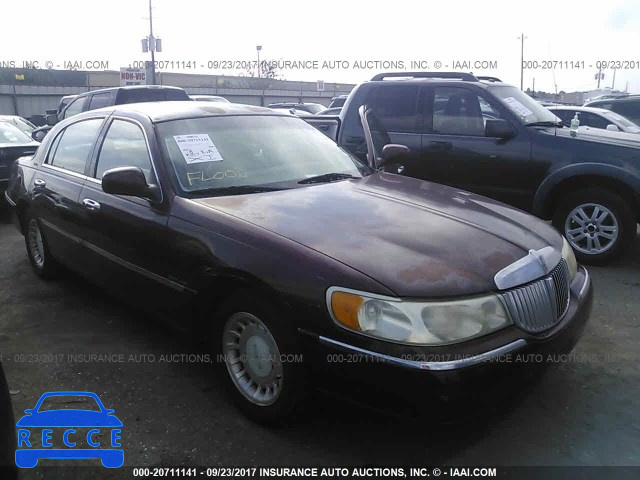 2000 Lincoln Town Car EXECUTIVE 1LNHM81W7YY918376 image 0