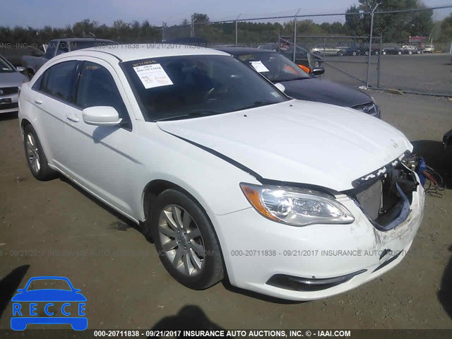 2014 Chrysler 200 1C3CCBBG2EN106569 image 0