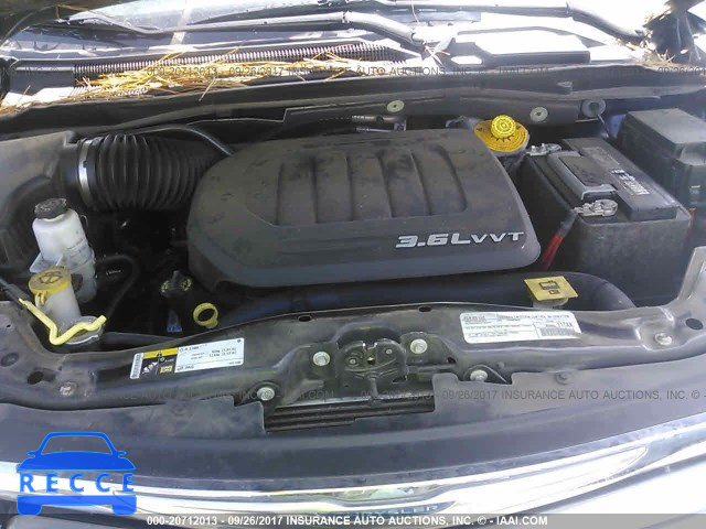 2015 Chrysler Town and Country 2C4RC1BG0FR720833 image 9
