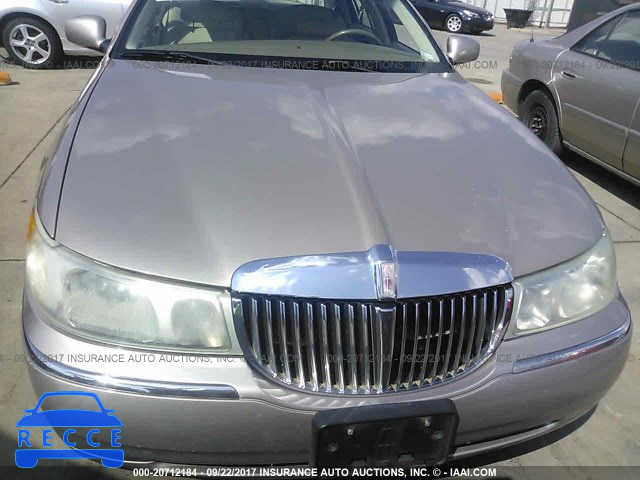 2000 LINCOLN TOWN CAR 1LNHM82W4YY913828 зображення 5