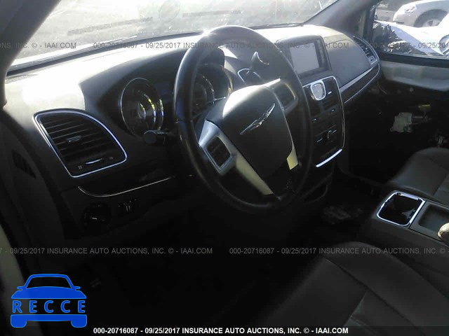 2012 Chrysler Town and Country 2C4RC1BG8CR189215 зображення 4