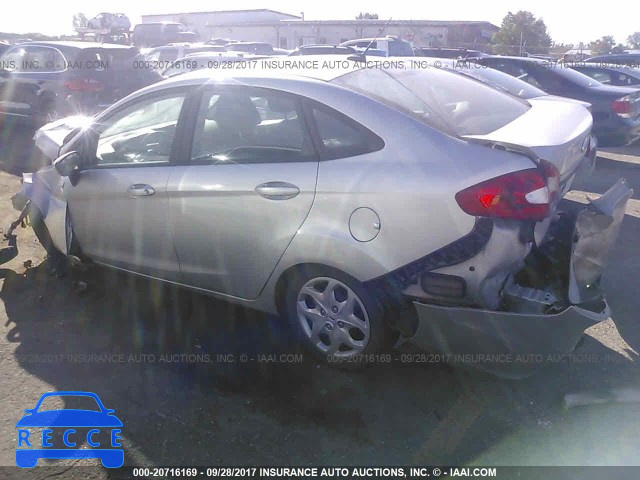 2013 Ford Fiesta 3FADP4BJ7DM172013 Bild 2