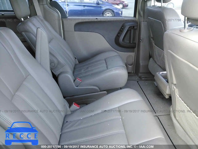 2012 Chrysler Town and Country 2C4RC1CG9CR117244 Bild 7