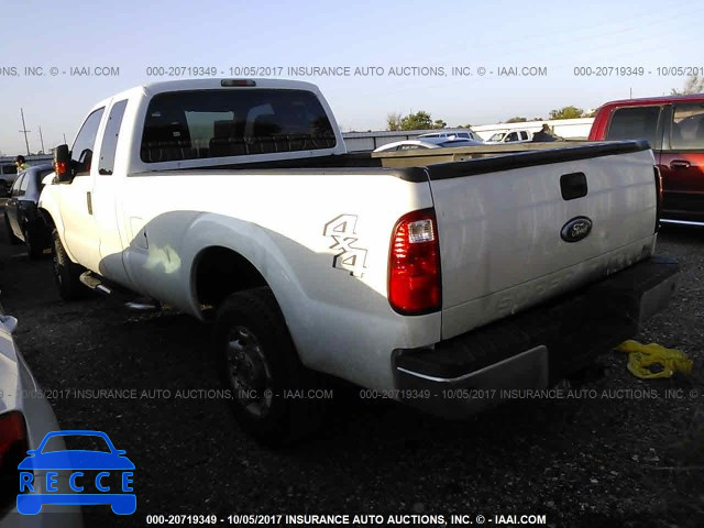 2011 Ford F250 1FT7X2B62BEA59905 image 2